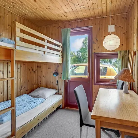 בית נופש Stunning In Hejls